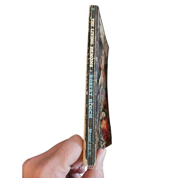 The living demons by Robert Bloch - Belmont books - Picture 3 of 5